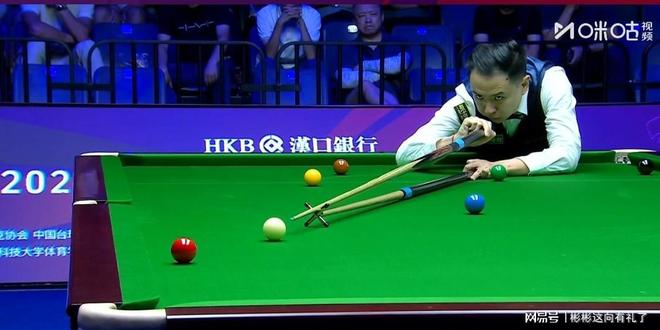 开云体育客户端-皖江金雕队对阵辽东雷霆队，斯诺克常规赛爆冷，门将神扑救主——韧性与执行并存的简单介绍